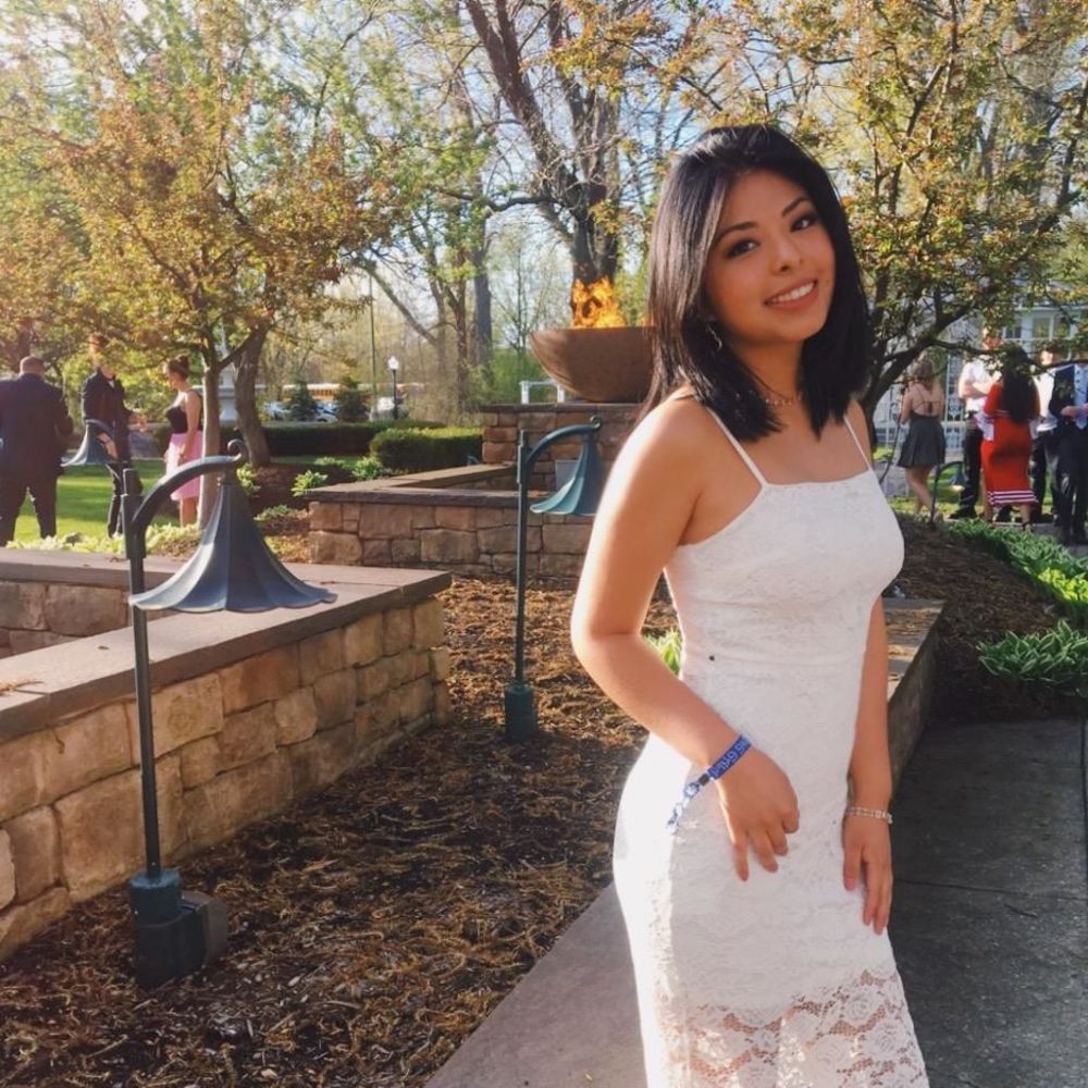 Meet your Posher, Angie